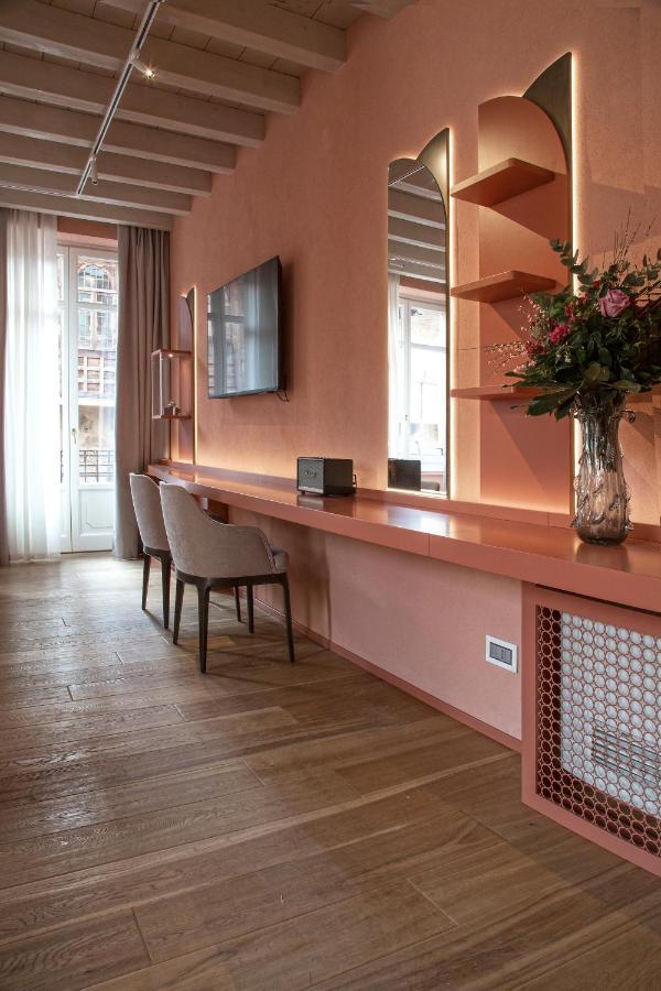 Relais Balcone Di Giulietta Ξενοδοχείο Βερόνα Εξωτερικό φωτογραφία A room at the hotel