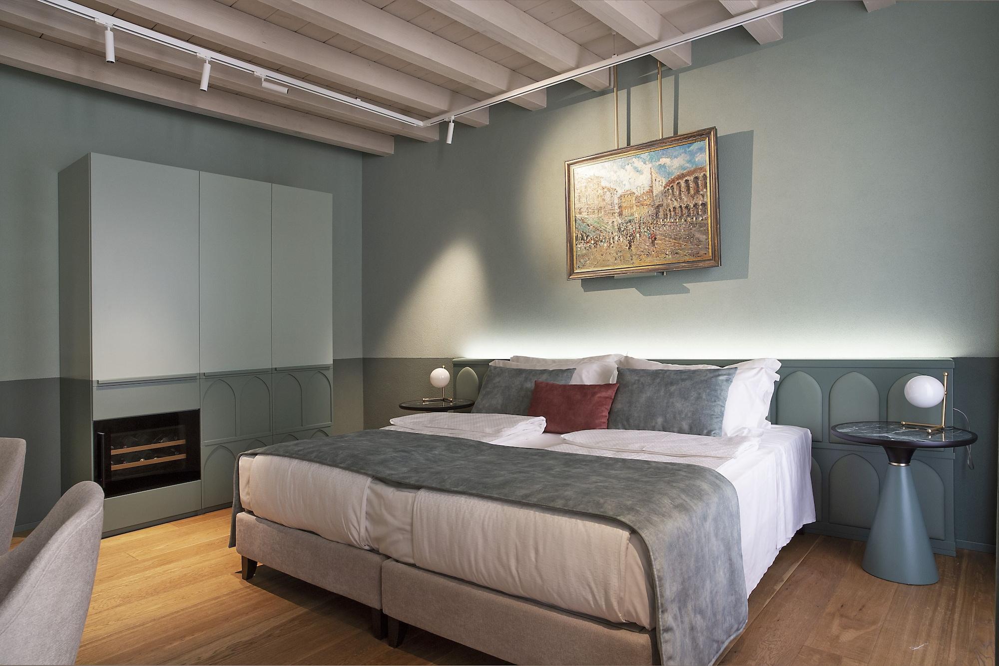 Relais Balcone Di Giulietta Ξενοδοχείο Βερόνα Εξωτερικό φωτογραφία A bedroom at the hotel