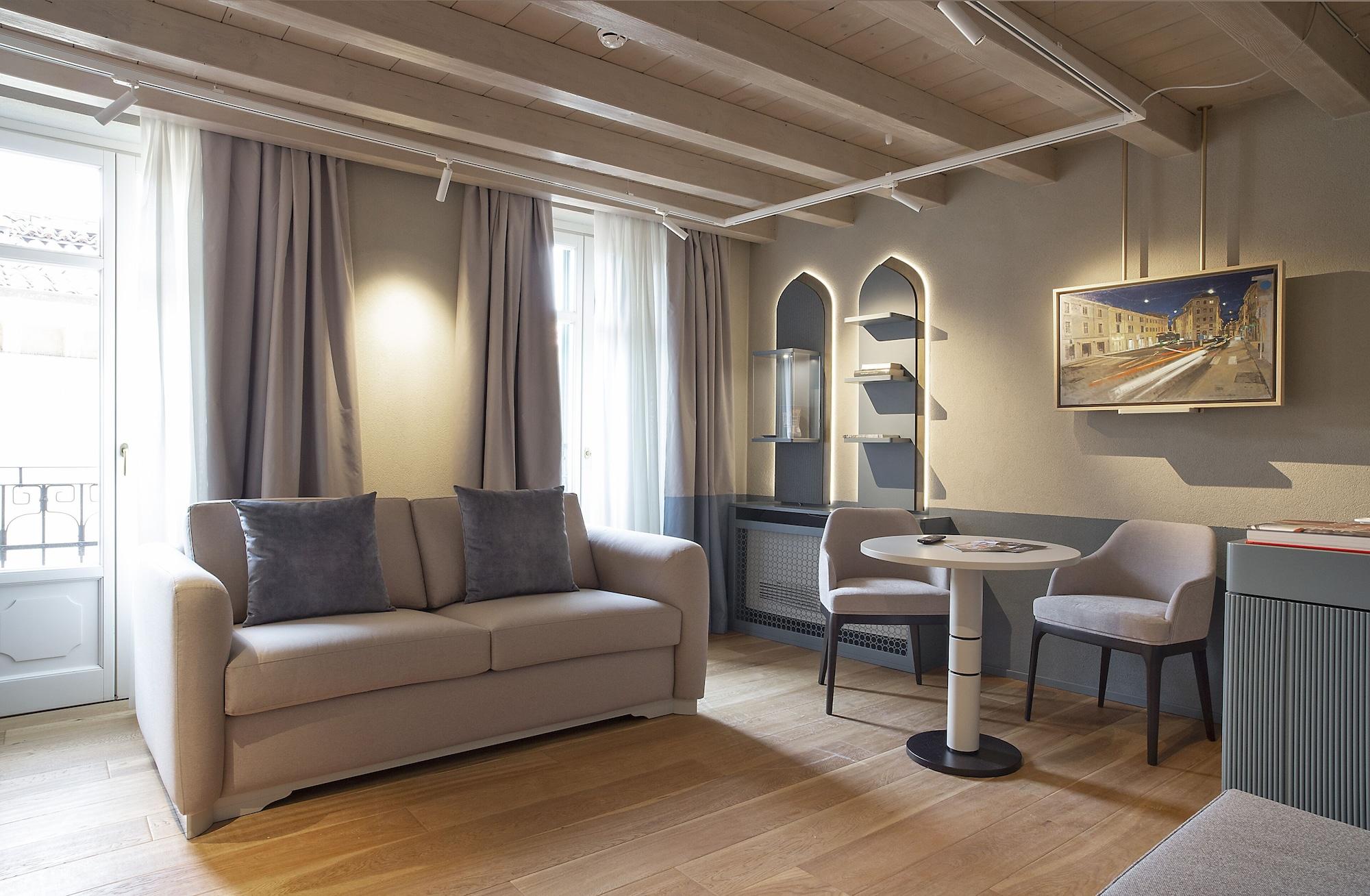 Relais Balcone Di Giulietta Ξενοδοχείο Βερόνα Εξωτερικό φωτογραφία A suite at the hotel