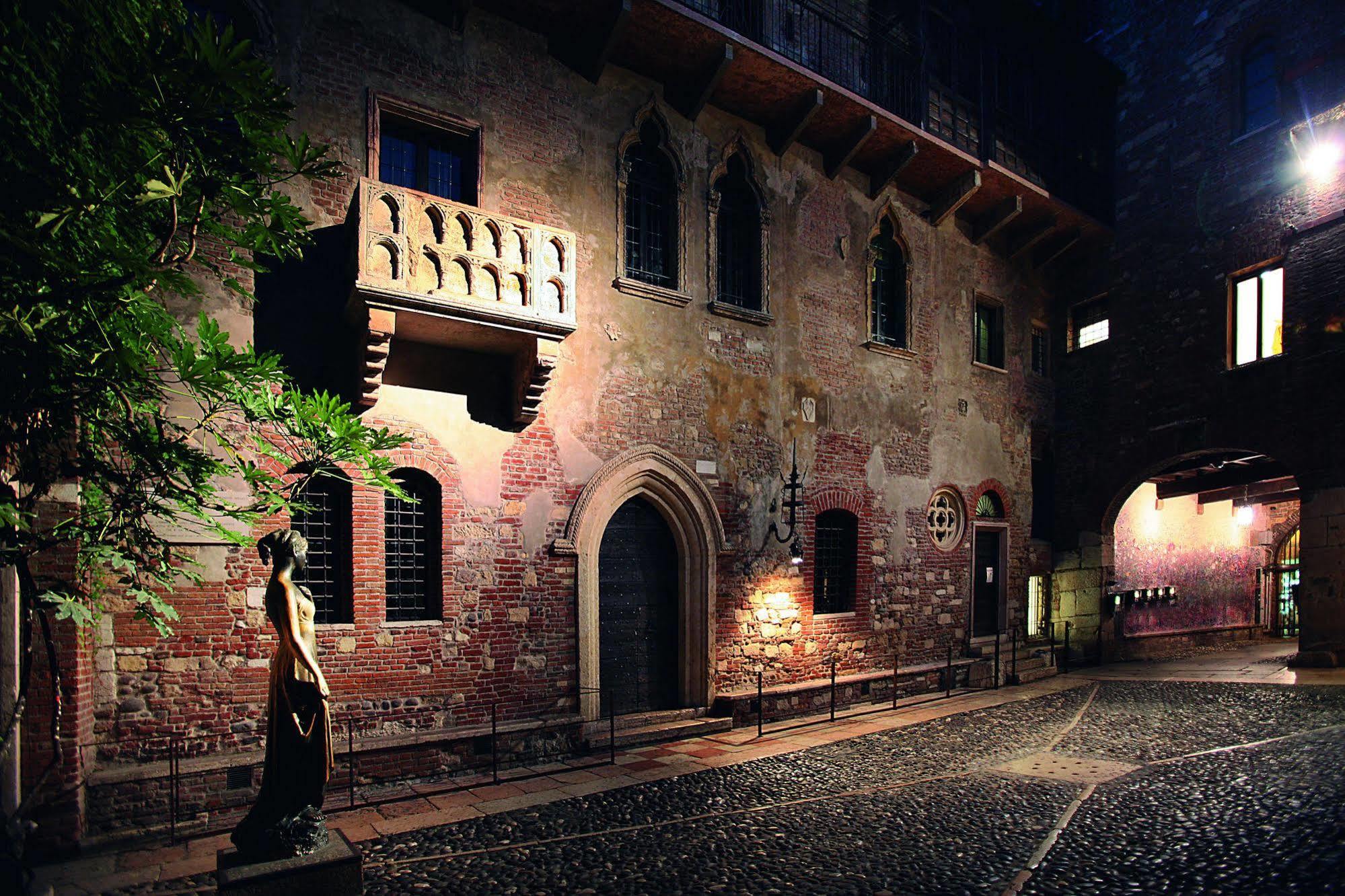 Relais Balcone Di Giulietta Ξενοδοχείο Βερόνα Εξωτερικό φωτογραφία The museum